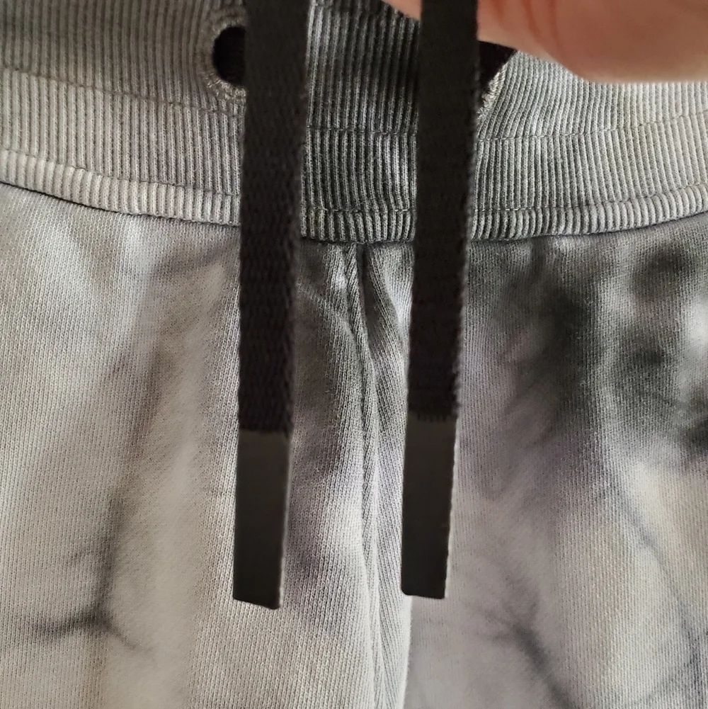 Lululemon Warm Down Jogger Mid Rise Size 4 Earth Dye Stone